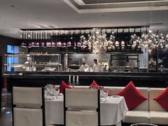 -圣丰索菲特·法国餐厅