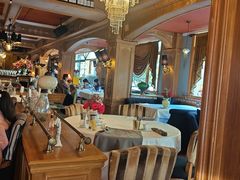 -火车头法国西餐厅