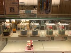 面包甜点陈列柜-好利来(靖江路店)