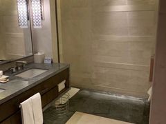 -舟山希尔顿酒店