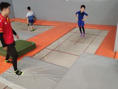 -超人空间竞技场·轰趴团建蹦床主题公园