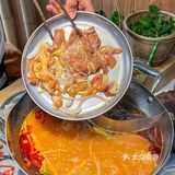 很贵州  破山吼贵州酸汤自助火锅(成都总店)