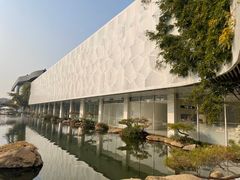 -罗红摄影艺术馆