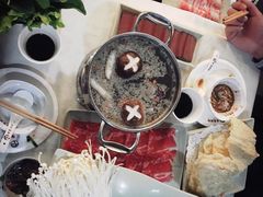 -羊家胡同·龙虾烧烤火锅(龙汇路店)