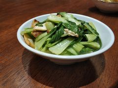 -琥珀老六龙虾(四里河店)