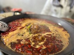 -黄潇洒老火锅(九眼桥宏济巷店)