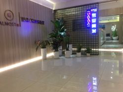 点击看大图 -CE·专业蛋白•羽毛接发·潮色烫染品牌店
