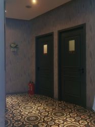 -PE SALON 