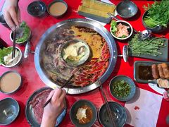 -谭鸭血老火锅(漳州路店)