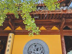 -龙华寺