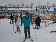 -采薇庄园四季滑雪场
