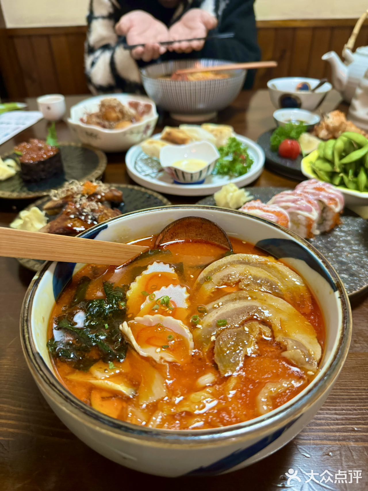 武汉汉街旁边这家宝藏日料店！太适合两人食了～