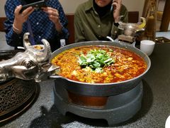 -万重锦·人文川菜馆(骡马市店)