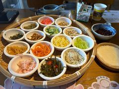 -包整·丝娃娃(一览甲秀楼风景店)