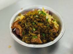 -梁阿婆廿年老牌扣肉糯米饭