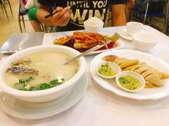 豆腐鱼头汤-文记壹心鸡(宝华路店)