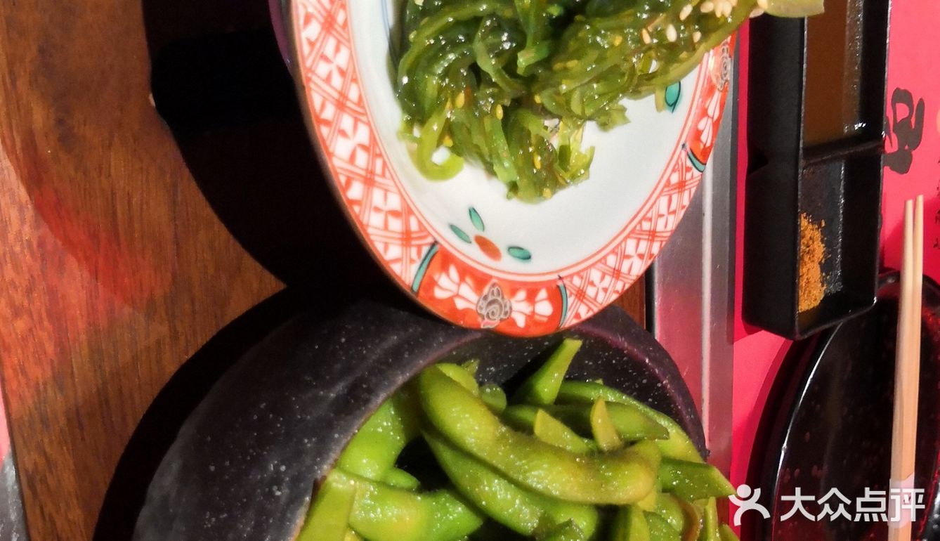 本着不浪费的原则，我和弟都吃得有点撑，食量小的会剩