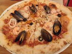 -城市大道红炉披萨烘焙坊