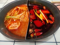 -伍师兄市井火锅(东部星悦天地店)