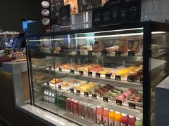 面包甜点陈列柜-COSTA COFFEE(上海五玠坊店)