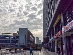 -浦江城市生活广场(江月路店)