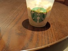 -星巴克臻选(南京金茂览秀城店)