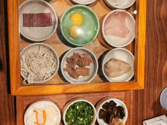 -良米山·云南野生菌过桥米线(上海首店)