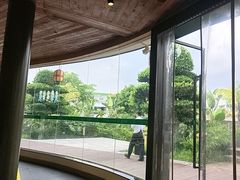 -茅草房·河畔园林火锅