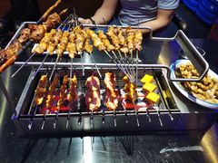 -黑门烤肉