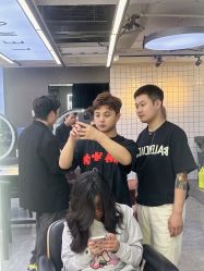 -藤野造型烫发染发