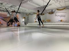 -Jumphai室内蹦极运动