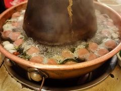 -洞庭洲·防空洞火锅·烧烤·铜锅涮肉(新百广场店)