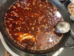 -鸿顺老铁锅美蛙鱼府(解放碑店)
