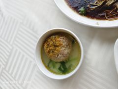 蟹粉狮子头-怡园饭店-餐厅(四望亭店)