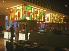 -西安大雁塔科技大学地铁站亚朵酒店