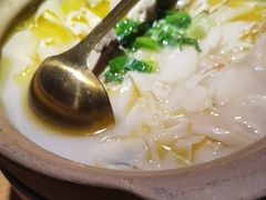 -蜜桃餐厅·伴山(绿宝广场店)