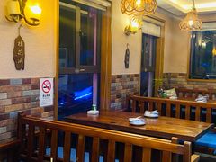 -小丫头餐厅·江浙菜·烧烤(灵隐店)