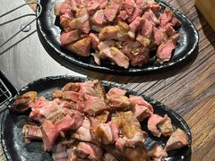 特色烤羊腿-柿子树炭烤羊腿(金台路店)
