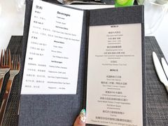 -上海保时捷体验中心