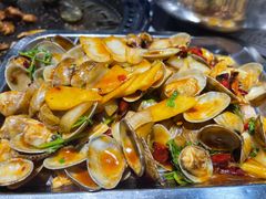 -马路牙子烧烤音乐酒馆(望京店)