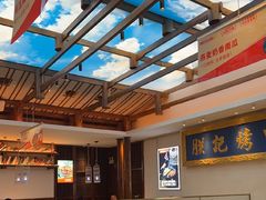 -阿瓦山寨·湘菜现炒·剁椒鱼头王(咸阳总店)