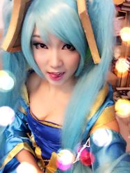 -星元素cosplay动漫摄影写真工作室