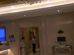 -维也纳智好酒店(深圳罗湖口岸国贸火车站店)