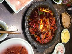 -红九格老火锅(三峡广场店)