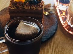 -ZING COFFEE 镜咖啡