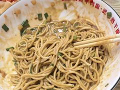 -郭小侠襄阳牛肉面·武汉热干面(洛溪店)