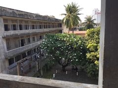 -吐斯廉屠杀博物馆