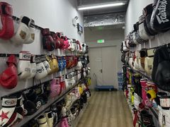 -FIGHTMAN格斗俱乐部(长宁临空店)