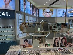 -卡罗林蔡司授权门店(南京东路店)