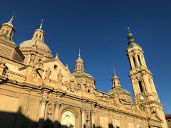 -皮拉尔圣母圣殿主教座堂